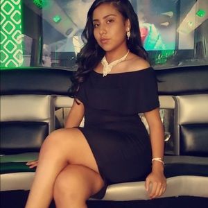 Meet your Posher, Camila